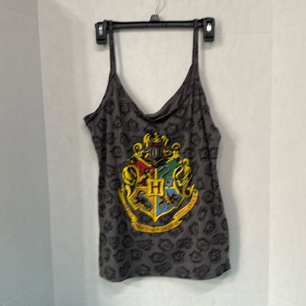 The Wizarding World of Harry Potter Universal Studios Crest Tank Top Size XL